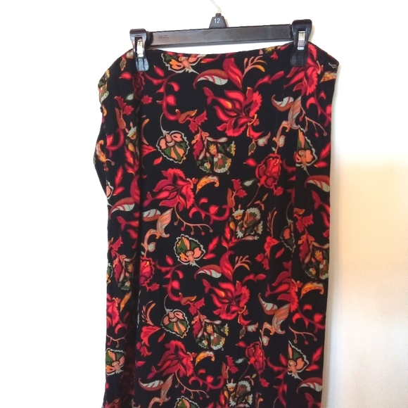 NY & Company Bohemian Floral Maxi Wrap Skirt - Picture 6 of 8